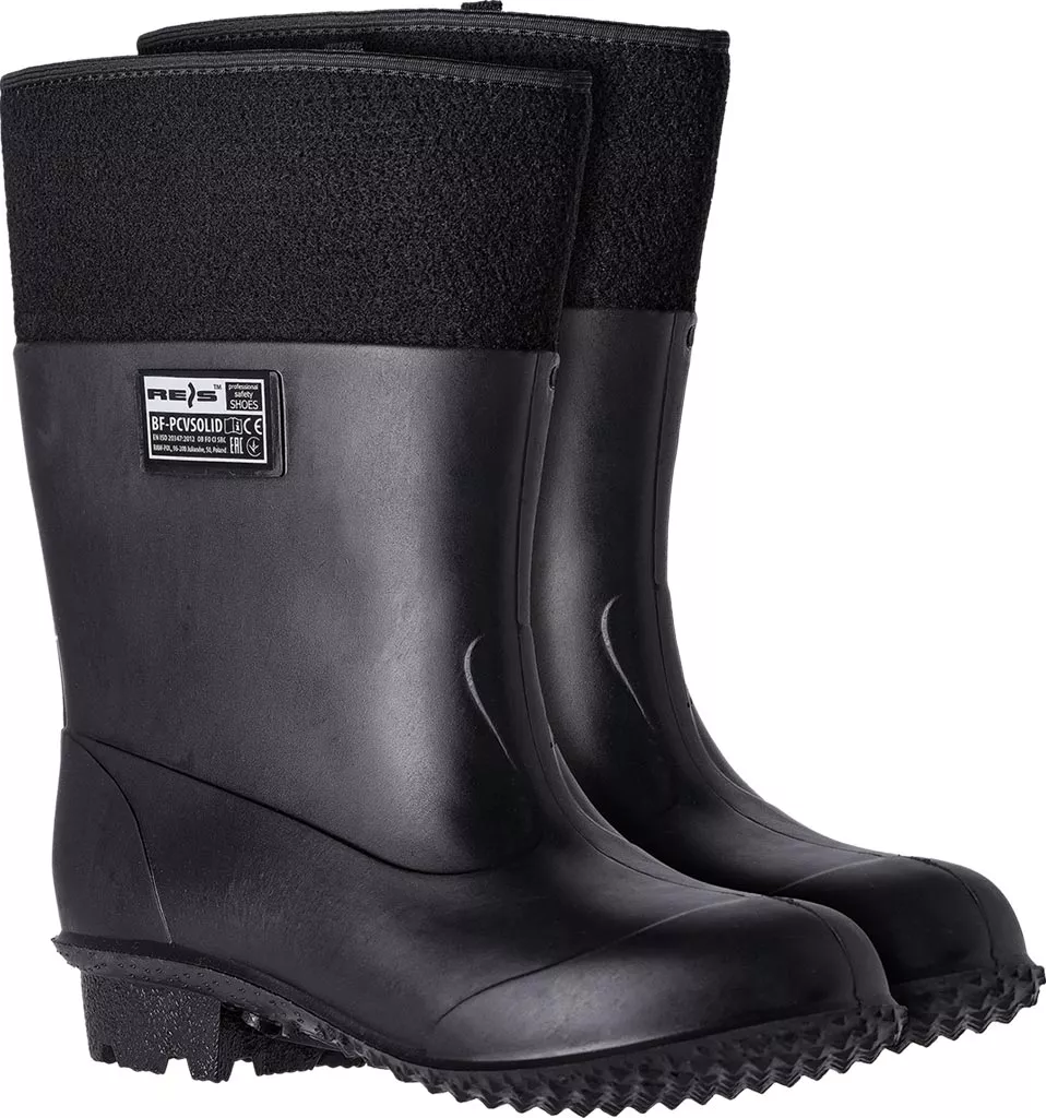 Buty robocze kaloszowe SOLID z filcową wkładką, czarne, odporne na warunki atmosferyczne, z wytrzymałą podeszwą antypoślizgową, przeznaczone do trudnych warunków pracy.