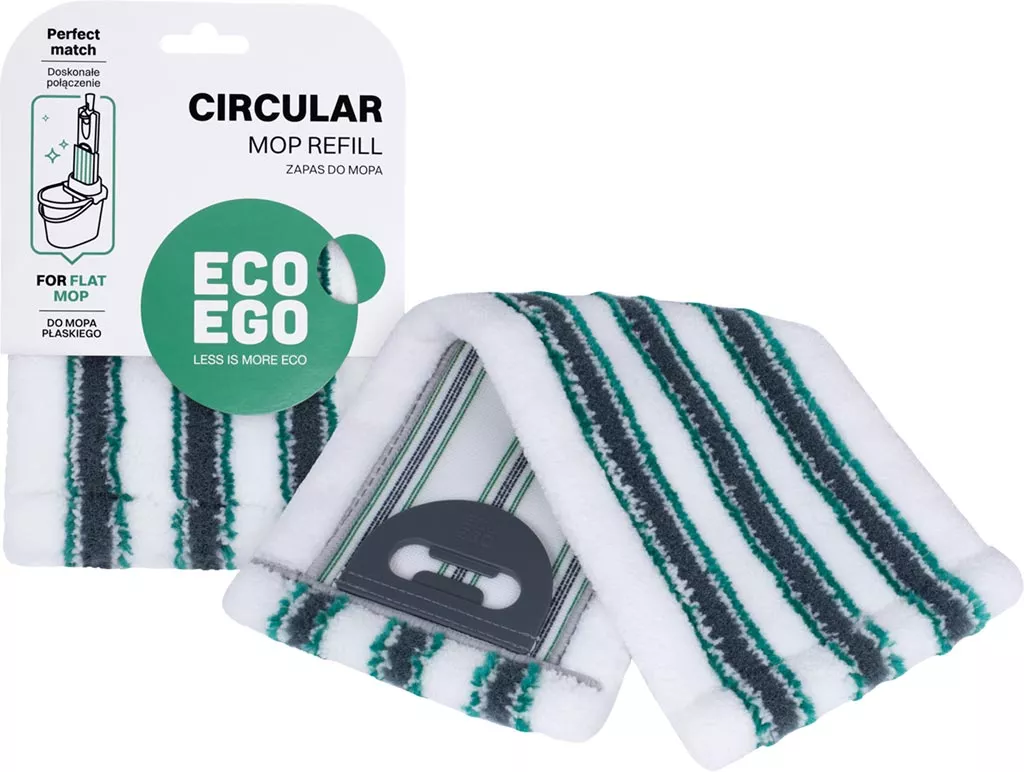 Zapas do mopa płaskiego CIRCULAR POWER, serii ECO EGO. Biały z zielonymi pasami. Widoczne opakowanie i mechanizm mocujący w formie czarnego plastiku.