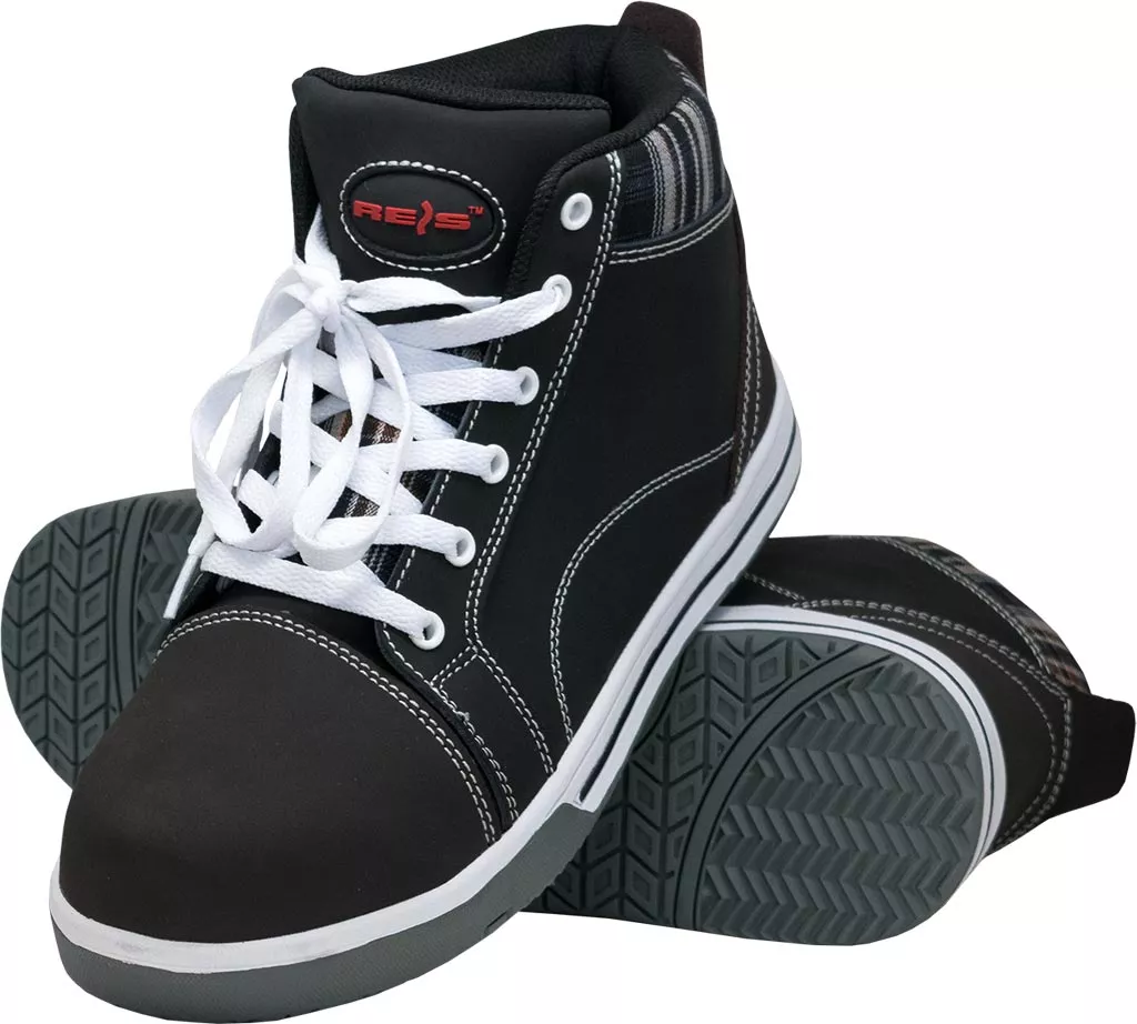 Buty robocze trzewiki KRAFTER z podnoskiem, model SB. Czarne, sznurowane, z białym przeszyciem i gumową podeszwą o antypoślizgowym wzorze. Przeznaczone do ochrony stóp podczas pracy.