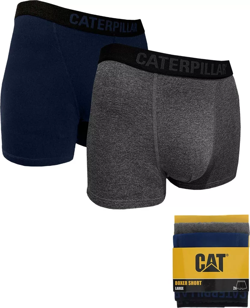 Zestaw dwóch par męskich, elastycznych bokserek CAT w kolorze granatowym i szarym, z szerokim czarnym pasem z logo Caterpillar. Wykonane z miękkiego materiału zapewniającego komfort noszenia.