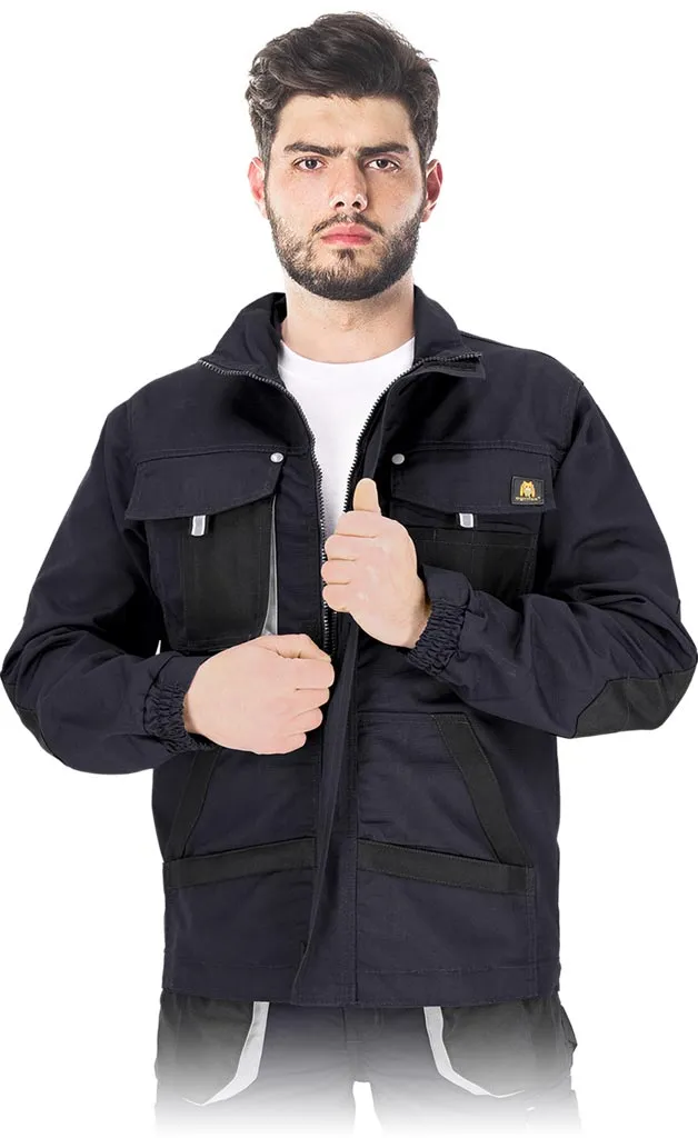 Bluza ochronna męska, kolor czarny, z długim rękawem. Wyposażona w liczne kieszenie z zapięciem na zamek i rzepy. Posiada także elementy odblaskowe.