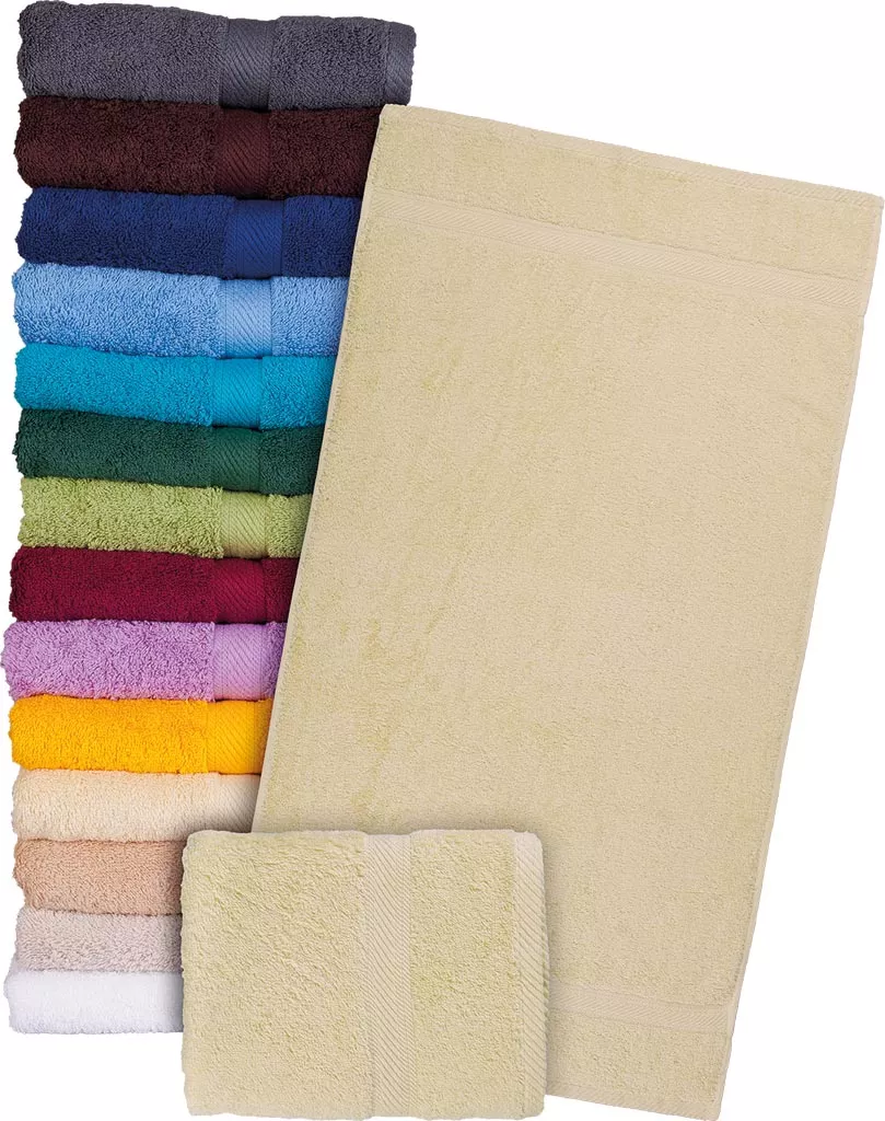 Ręcznik frotte z 100% bawełny, gruby, w kolorze ecru. Produkt wykonany z wysokiej jakości tkaniny frotte, dostępny także w różnych innych kolorach.