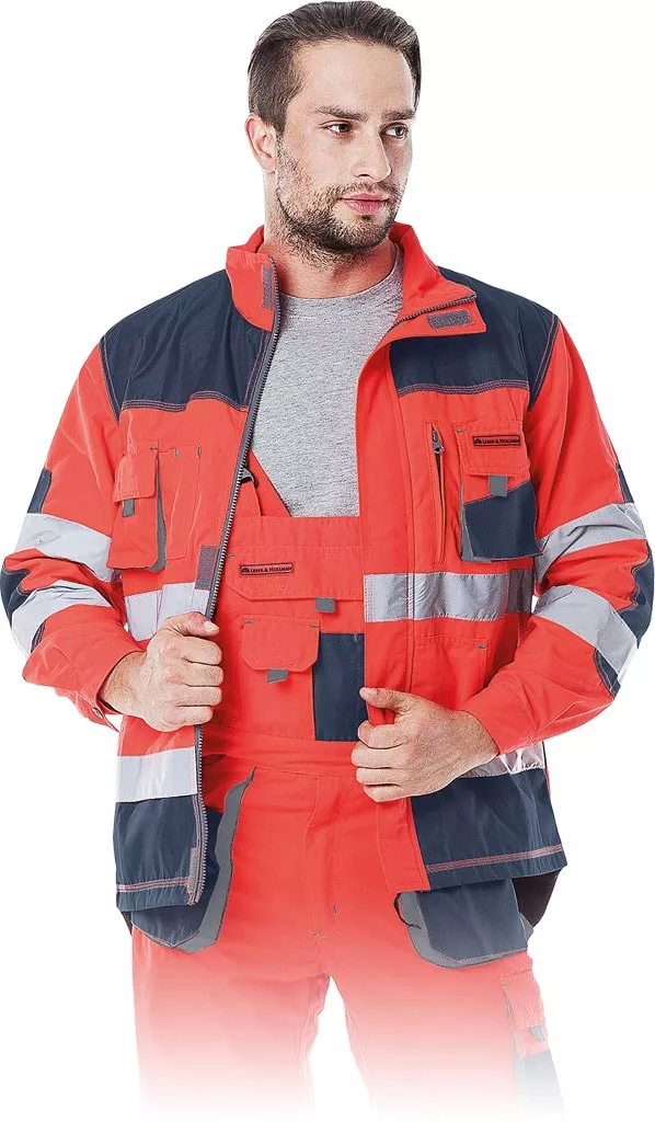 Bluza ochronna męska w kolorach czerwonym i szarym, z wieloma kieszeniami, elementami odblaskowymi oraz zapinana na zamek.