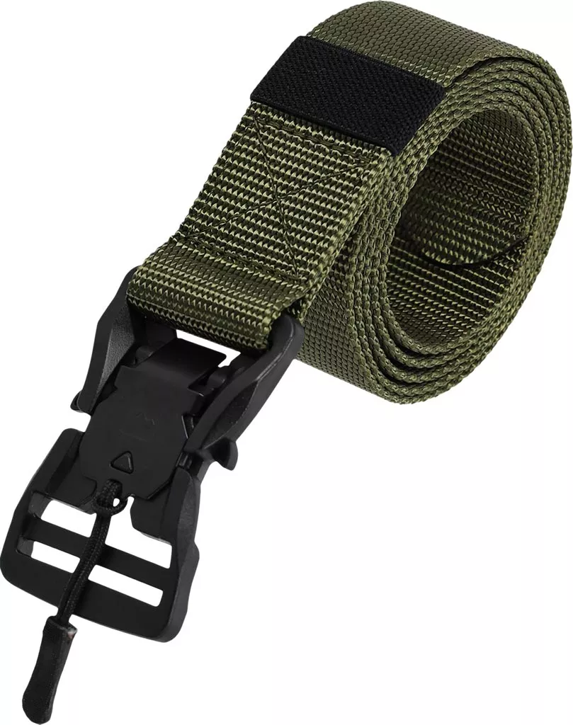 Pasek do spodni Tactical Guard PULLER w kolorze zielonym, wykonany z trwałego materiału, wyposażony w klamrę magnetyczną dla wygodnego zapięcia.