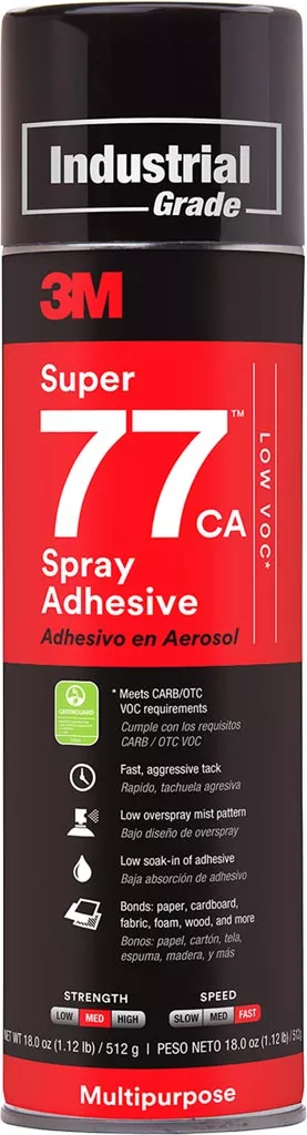 Puszka kleju w aerozolu marki 3M, model Super 77, o pojemności 467g. Opakowanie w kolorach czarno-czerwonym z logo producenta i nazwą produktu na górze. Przeznaczony do zastosowań przemysłowych, wielofunkcyjny.