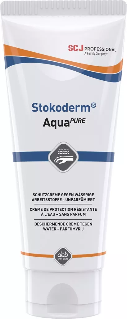 Tuba białego kremu do rąk Stokoderm Aqua Pure, zaprojektowana w kolorach biało-niebiesko-pomarańczowych. Na opakowaniu jest napisane, że krem jest hipoalergiczny i bezbarwny.