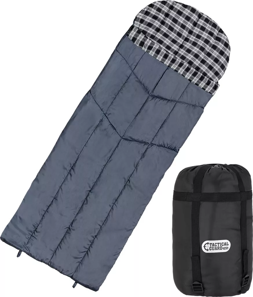 Śpiwór turystyczny Tactical Guard CAMPER o długości 230 cm, wzmacniany, z kapturem i ocieplanym wnętrzem w kratę. W zestawie praktyczny pokrowiec do transportu. Idealny na wyprawy i biwaki.