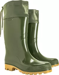 Buty męskie typu kalosz, wykonane z trwałego materiału w kolorze zielonym. Wyposażone są w żółte, grube podeszwy z bieżnikiem oraz kołnierz przy górnej krawędzi.