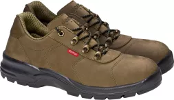 Buty WALKER 2 męskie z wierzchem w kolorze jasnobrązowym, mają wyściełany kołnierz i wkładkę, czarne podeszwy o grubym bieżniku oraz sznurowadła przeciągnięte przez metalowe oczka.
