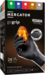Rękawice nitrylowe gospodarcze bezpudrowe Mercator, 100 sztuk, rozmiar S, czarne, z fakturą ułatwiającą chwyt. Opakowanie zawiera 24 rękawic na rolce, model gogrip one by one.