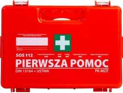 Przenośna apteczka pierwszej pomocy K13 DIN 13164:2022, czerwona walizka z uchwytem, oznaczona krzyżem i napisem 