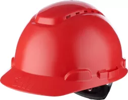 Hełm ochronny 3M H-700 w kolorze czerwonym, wykonany z tworzywa HDPE, wyposażony w otwory wentylacyjne i regulację dopasowania.
