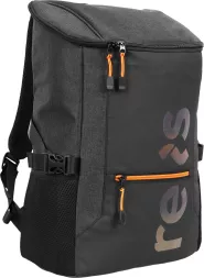 Plecak WORKBAG sportowy o pojemności 18L, wzmacniany, z regulowanymi paskami i zewnętrzną kieszenią na suwak z pomarańczowym akcentem. Czarny, prostokątny kształt.