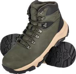Męskie buty trekkingowe BALPINE w kolorze zielonym, wysokie trzewiki z solidną podeszwą i metalowymi oczkami na sznurowadła, przeznaczone do aktywności górskich.