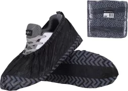 Jednorazowe ochraniacze na buty FIZ-ANTISLIP, 100 sztuk, w kolorze czarnym, z antypoślizgową podeszwą. Zapewniają ochronę obuwia i zwiększają przyczepność. Opakowanie o wymiarach 20x20 cm.