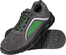 Męskie buty robocze ATOMIC S1 z zielonymi wstawkami, wykonane ze skóry z metalowym podnoskiem. Podeszwa antypoślizgowa, wytrzymała, przeznaczone do ochrony stóp podczas pracy.