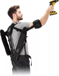 Egzoszkielet pasywny EXORS 4 wspomaga ergonomię pracy, szczególnie ramion, przez redukcję obciążenia mięśni podczas unoszenia rąk. Posiada szelki i elementy podtrzymujące ramiona oraz plecy użytkownika.