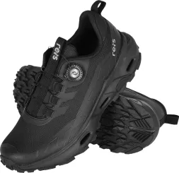 Męskie buty MAZZO w kolorze czarnym z systemem zawiązywania na pokrętło, lekka i wygodna konstrukcja, antypoślizgowa podeszwa, model z logo marki.